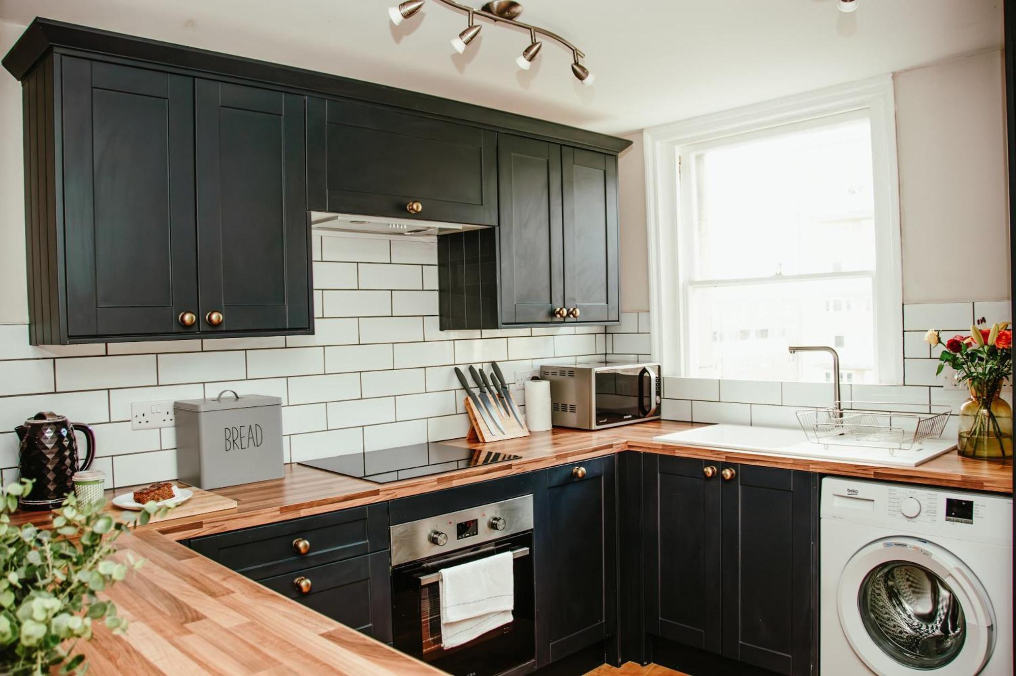Beautiful Character 3 Bed City Centre Apartment Bath Ngoại thất bức ảnh