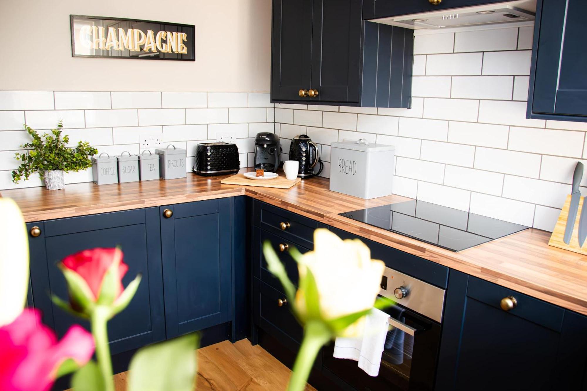 Beautiful Character 3 Bed City Centre Apartment Bath Ngoại thất bức ảnh
